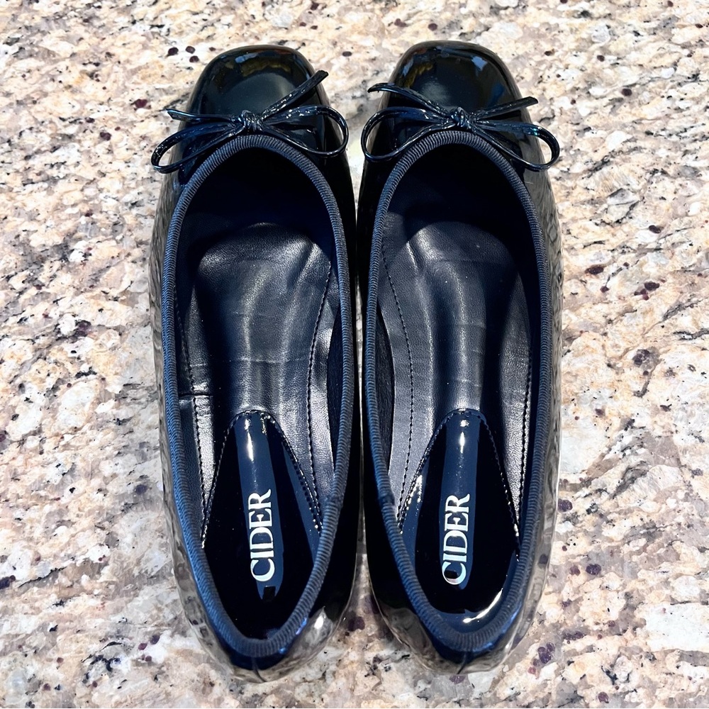 Cider Womens 39 Faux Patent Leather Bow Decor Square Toe Ballet Mary Jane Flats - Picture 6 of 15